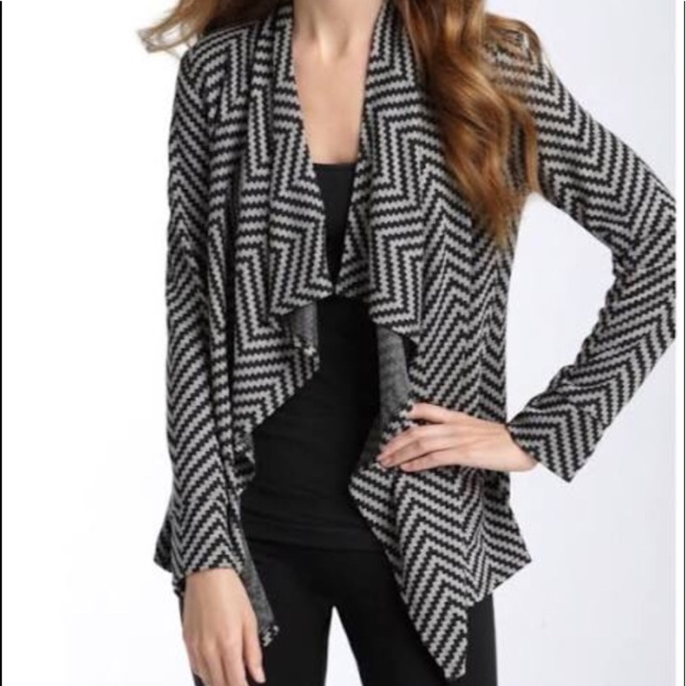 Trina Turk fly open cardigan size 0 preowned